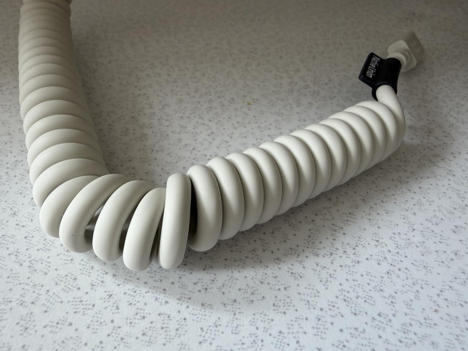 No more cable spaghetti