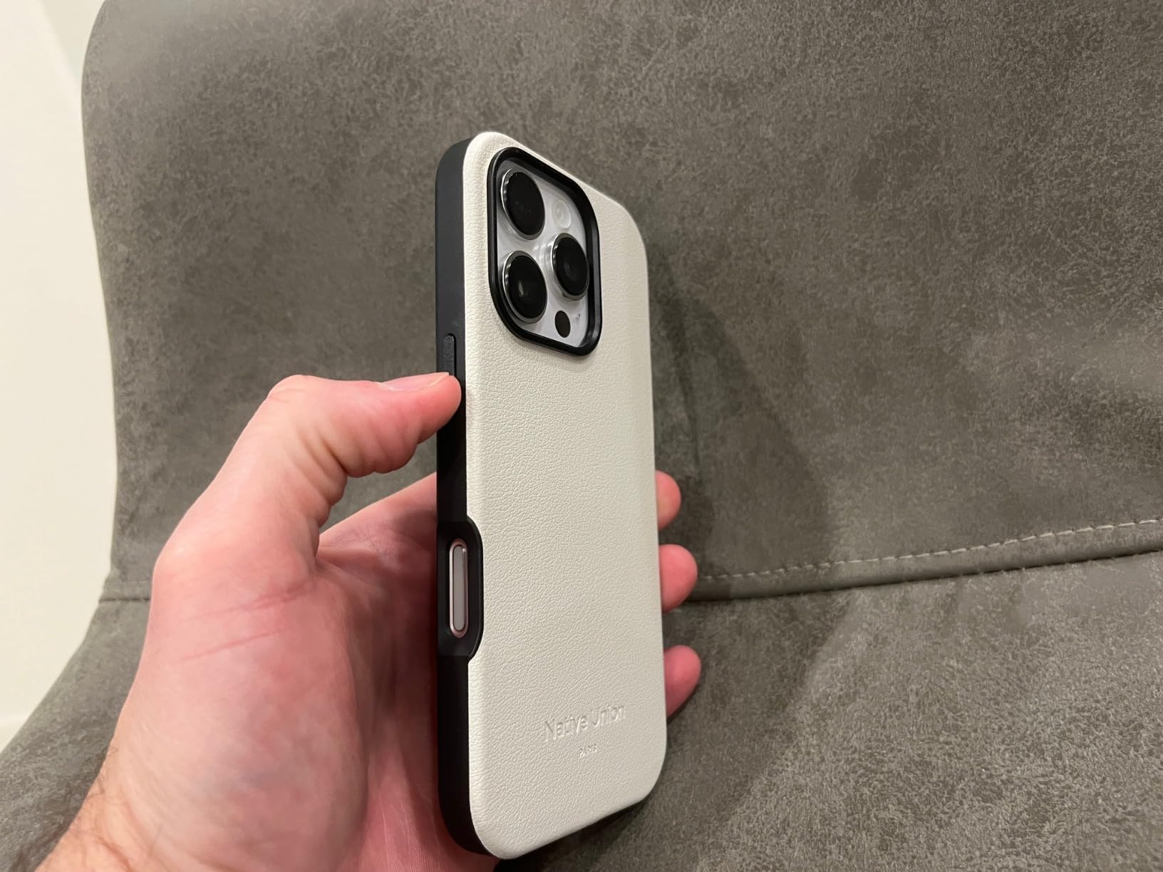 Fingerprint magnet