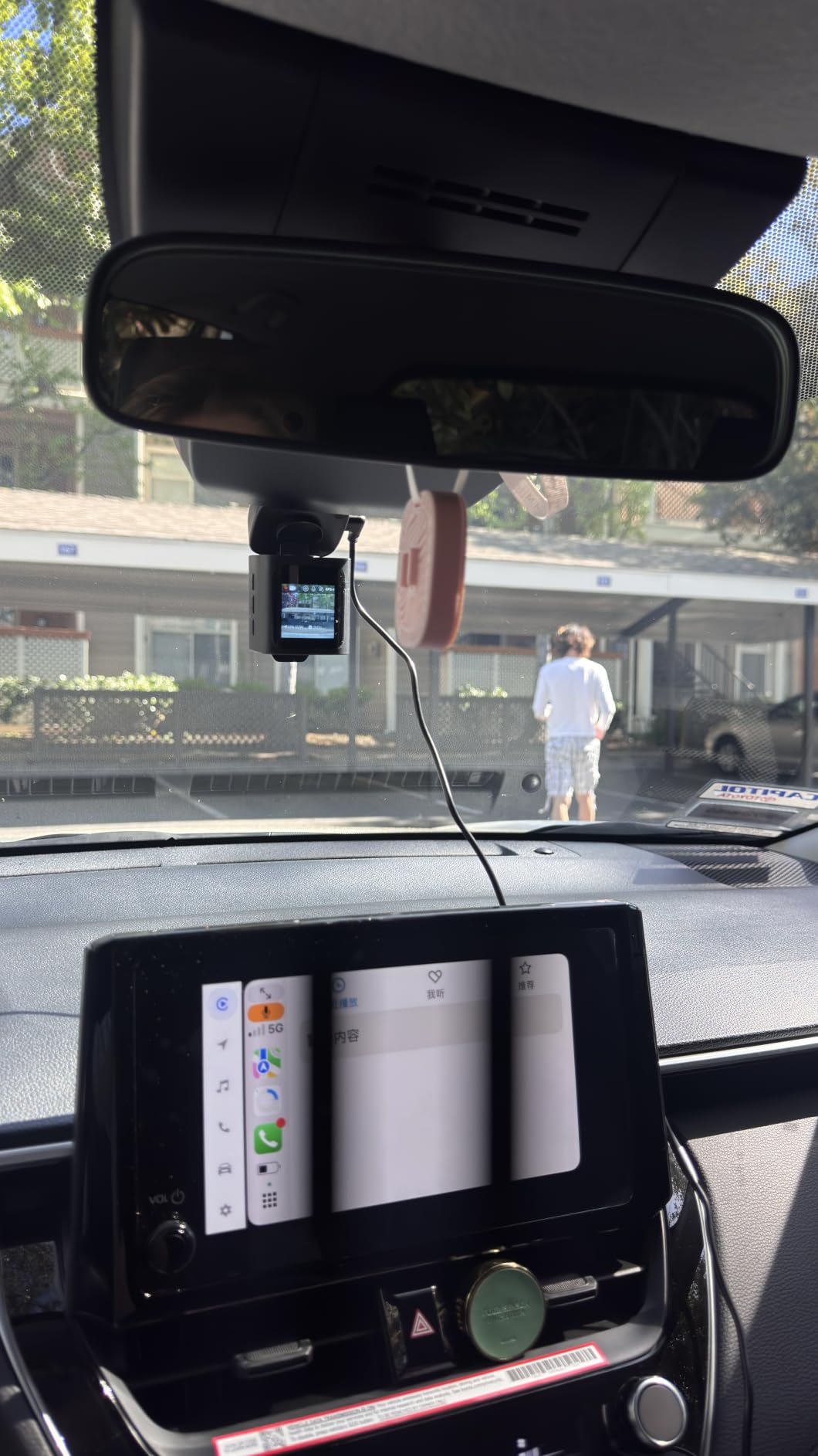 Great footage, fiddly install