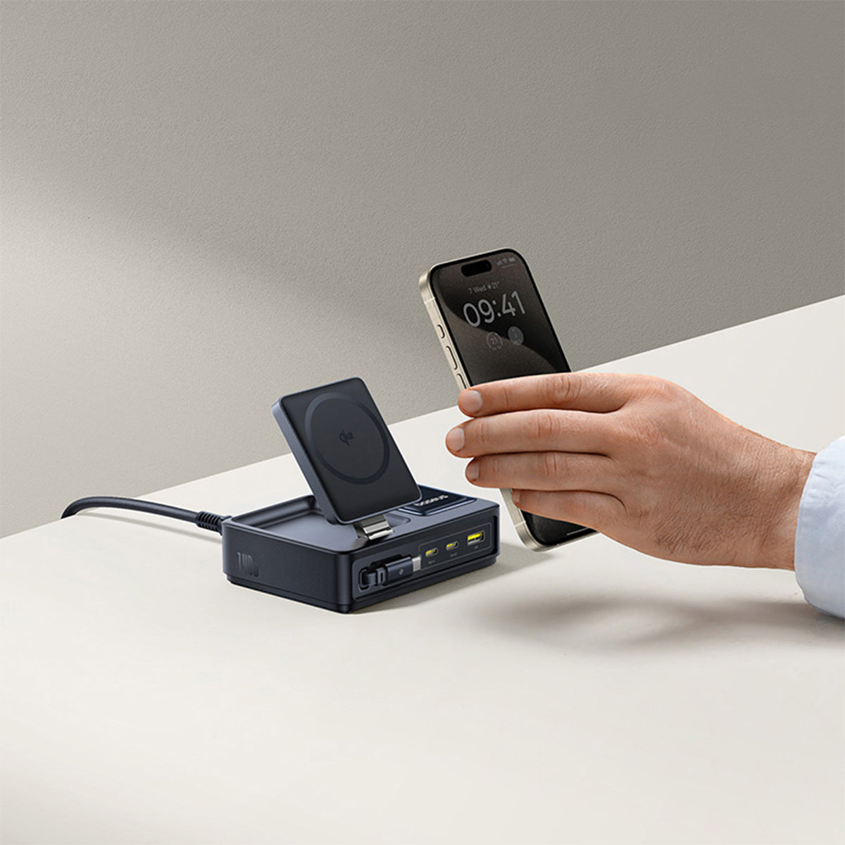 baseus-nomos-5-in-1-desktop-charger-qi2-140w-retractable-cable-wireless-charging image 7