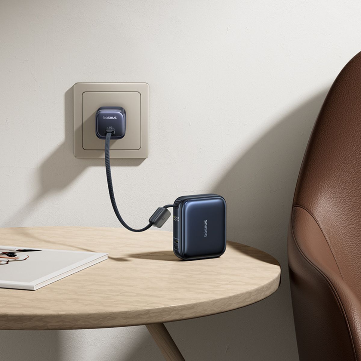 baseus-picogo-ac22-ultra-mini-power-bank-with-built-in-usb-c-cable-10000mah-45w- image 5